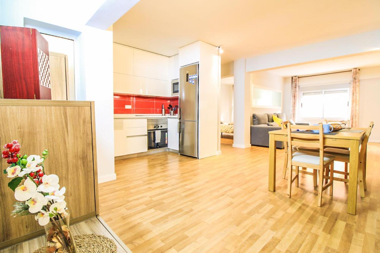Lujoso Apartamento Centro Ciudad, Parking Privado Gratuito Мурсия Екстериор снимка