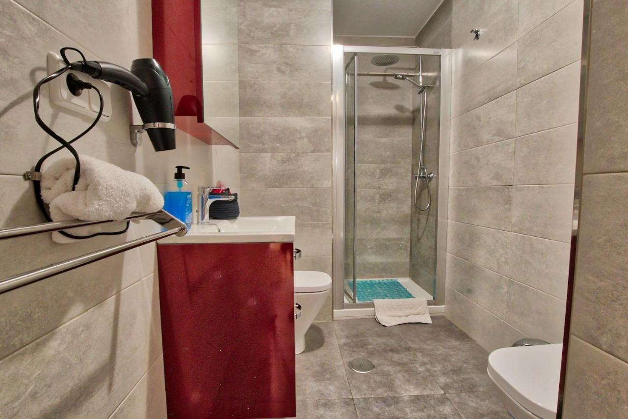 Lujoso Apartamento Centro Ciudad, Parking Privado Gratuito Мурсия Екстериор снимка