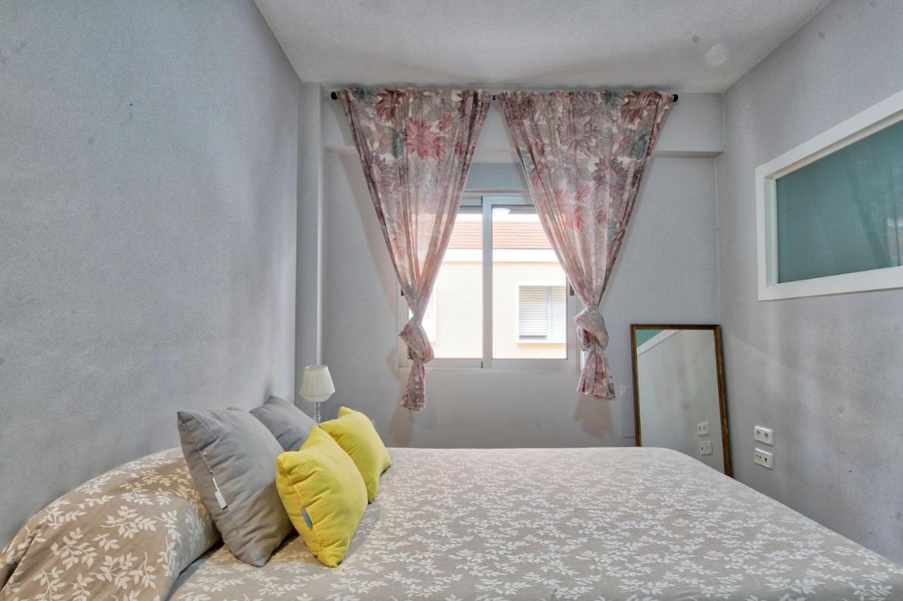 Lujoso Apartamento Centro Ciudad, Parking Privado Gratuito Мурсия Екстериор снимка